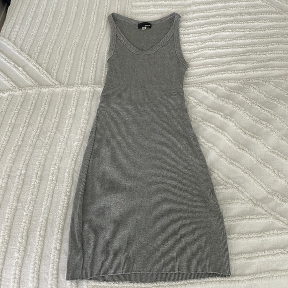Gray Ribbed Dress - Picture 4 of 9